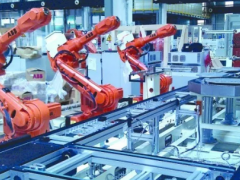 工业机器人由哪些系统组成？主要技术参数？什么是自由度？