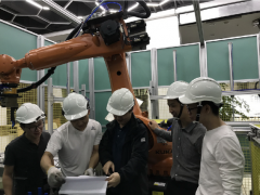 平凡的岗位，不平凡的人——视科普机器人团队负责本田项目侧记