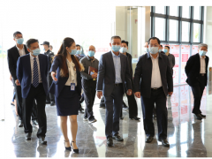 深圳市人大常委会骆文智主任一行莅临英威腾调研指导