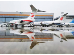 以GE航空集团CF34发动机为动力的ARJ21首次交付中国三大航空公司