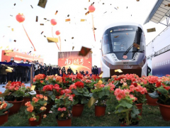 上海电气助力阿尔斯通制造首列“南湖号”有轨电车下线