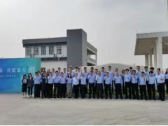 盈峰环境顺德产业园开展“峰景无限，共盈蓝天”的植树行动圆满举行