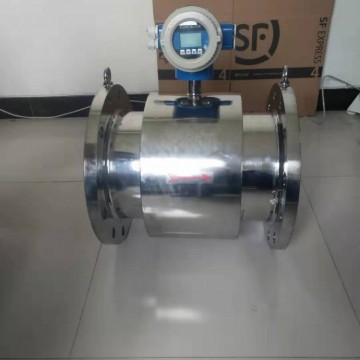 DN250全不锈钢电磁流量计四氟衬里，