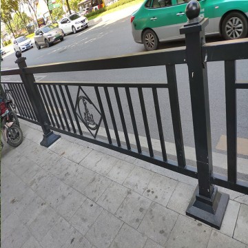广州城市护栏隔离栏 德式道路护栏 
