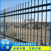 别墅铁艺栅栏一米多少钱惠州厂区工地隔离围栏透景锌钢喷塑栏杆