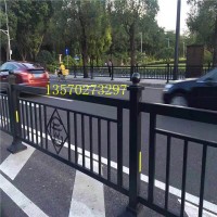 湛江道路京式护栏 人行道防护栏样式 潮州公路隔离栏价格