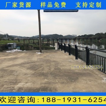 江门市政桥梁防撞栏杆 不锈钢河道防