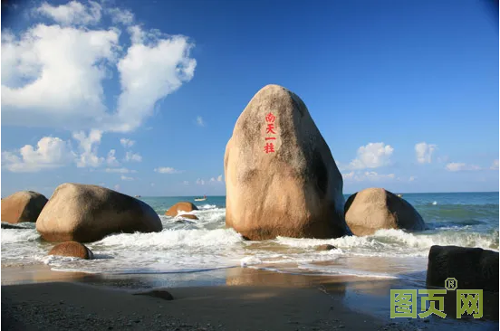 化身蓝海卫士，守护三亚海滨丨盈峰环境首个“海域保洁”项目正式签约进场