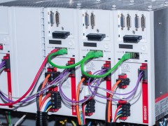 基于工业 PC 和伺服产品的生产制造技术助力提升性能、速度和效率