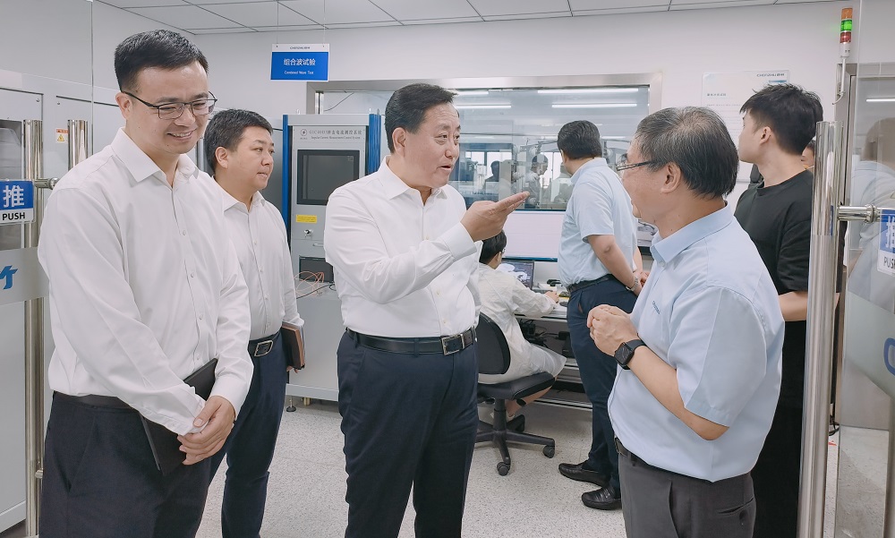 上海松江区委书记程向民一行莅临辰竹交流